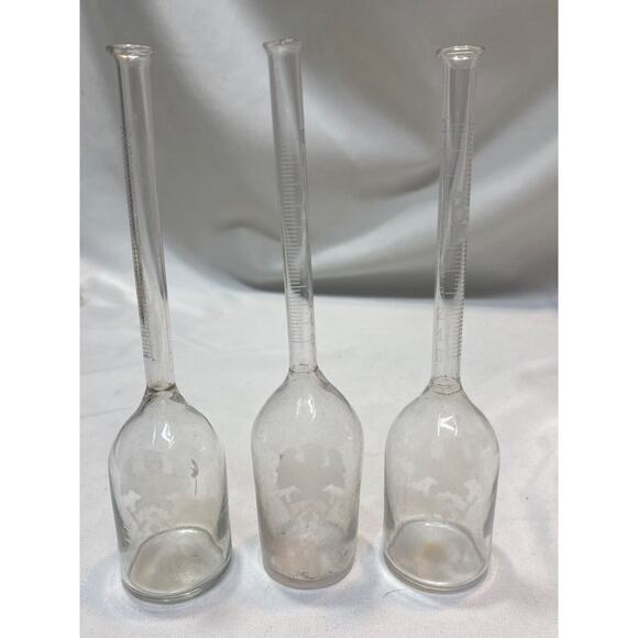 7 Antique Etched Clear Glass Cream Test Bottles of Volumetric Beakers - Picture 4 of 14